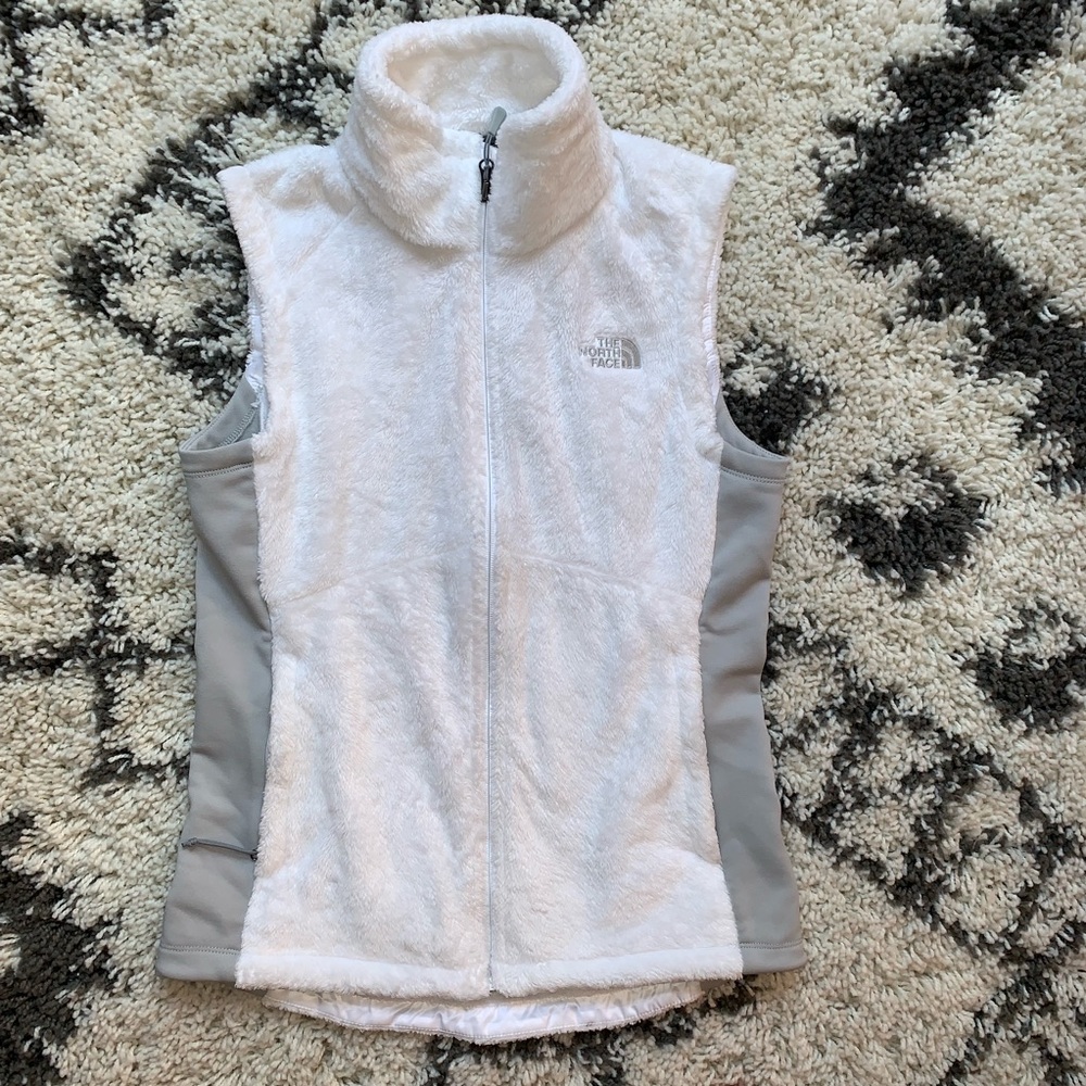 White north face vest